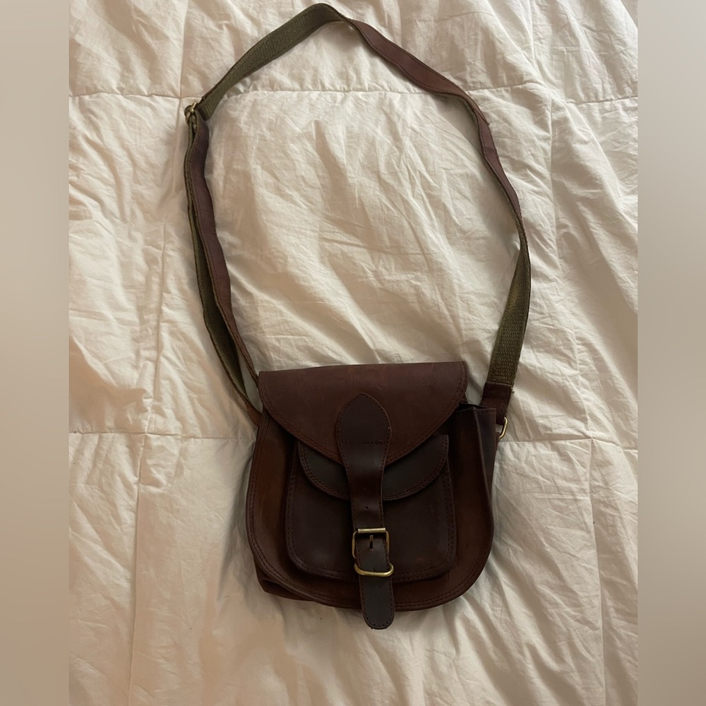 Vintage, leather, small pocketbook!